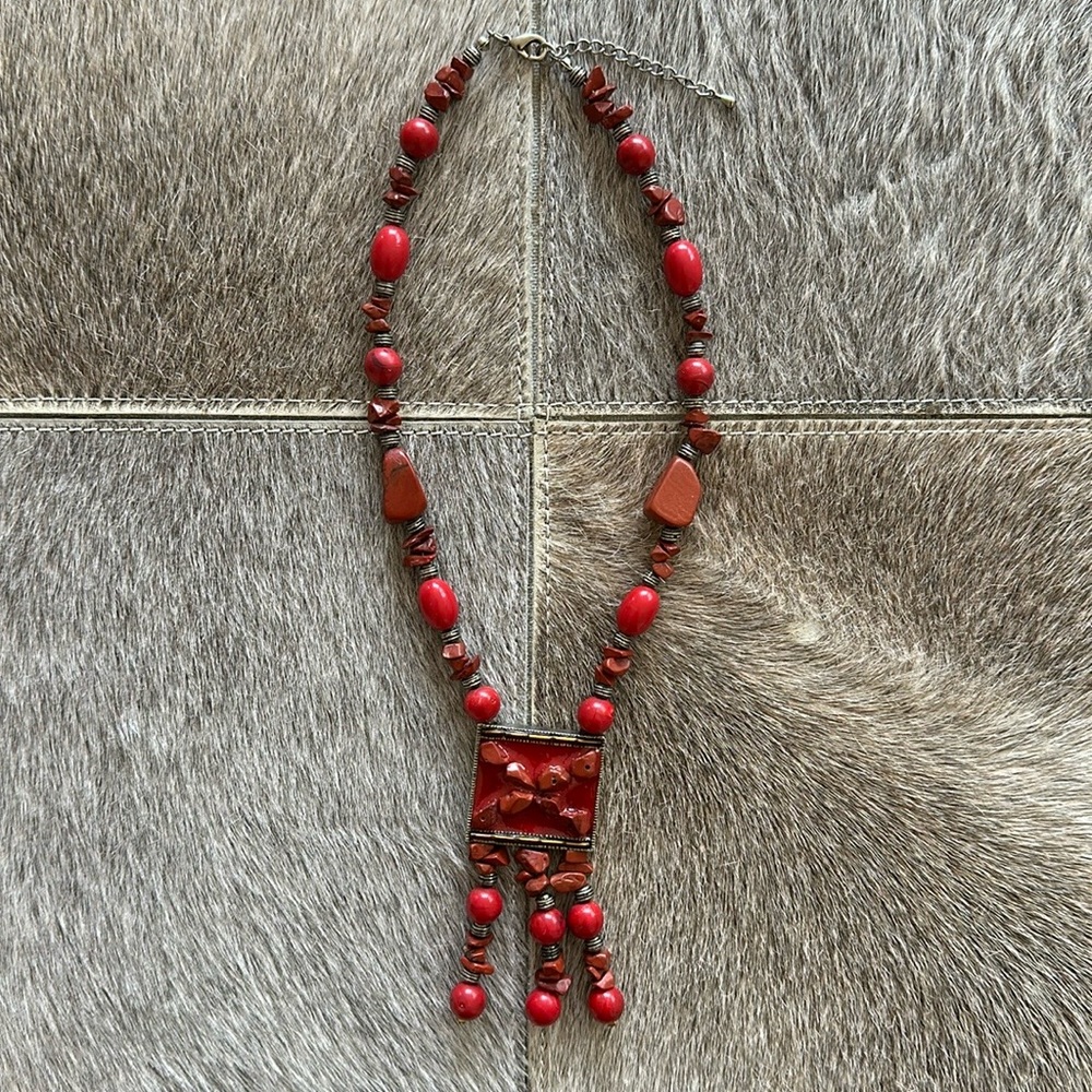 Vintage Red Stone And Metal Necklace